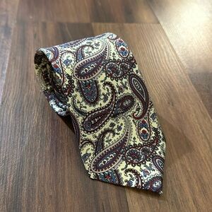 Vintage English Leather Cravats All Silk Paisley Style Formal Tie Cream Red Blue